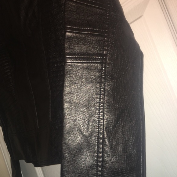 ✨NWT Black Rivet faux leather jacket✨ - Picture 4 of 7